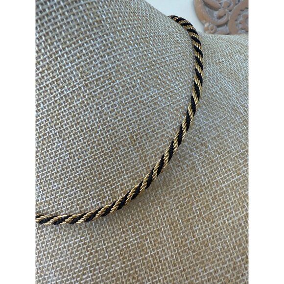 Vintage Trifari Gold & Black Twisted Rope Chain Necklace With Lobster Clasp - Picture 2 of 9